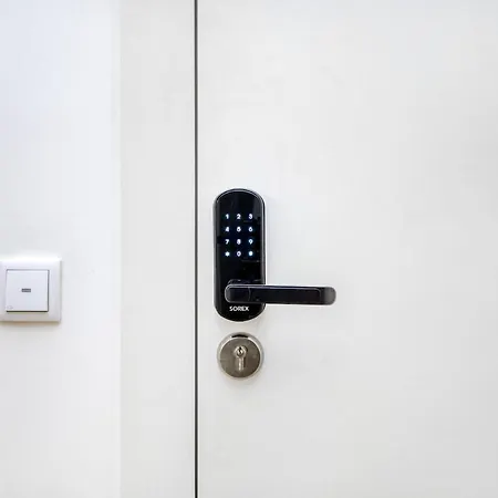 Boutique In The Heart Of ! Lemonn J *