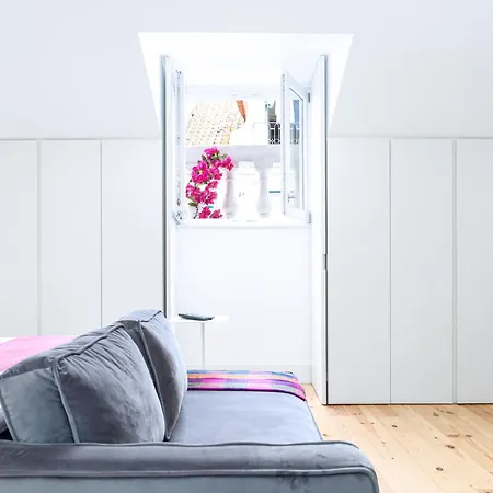 Boutique In The Heart Of ! Lemonn J Lissabon