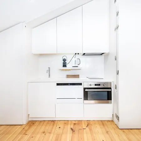 Boutique In The Heart Of ! Lemonn J